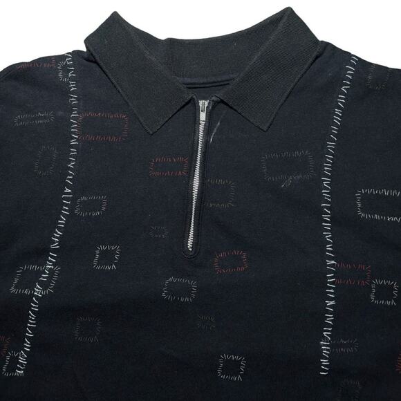 Undercover - Picture 2 of 5